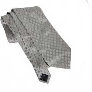 Necktie / D & D Dominic Dufranco / 60" / 4" / Silk Grey Geometric Formal
